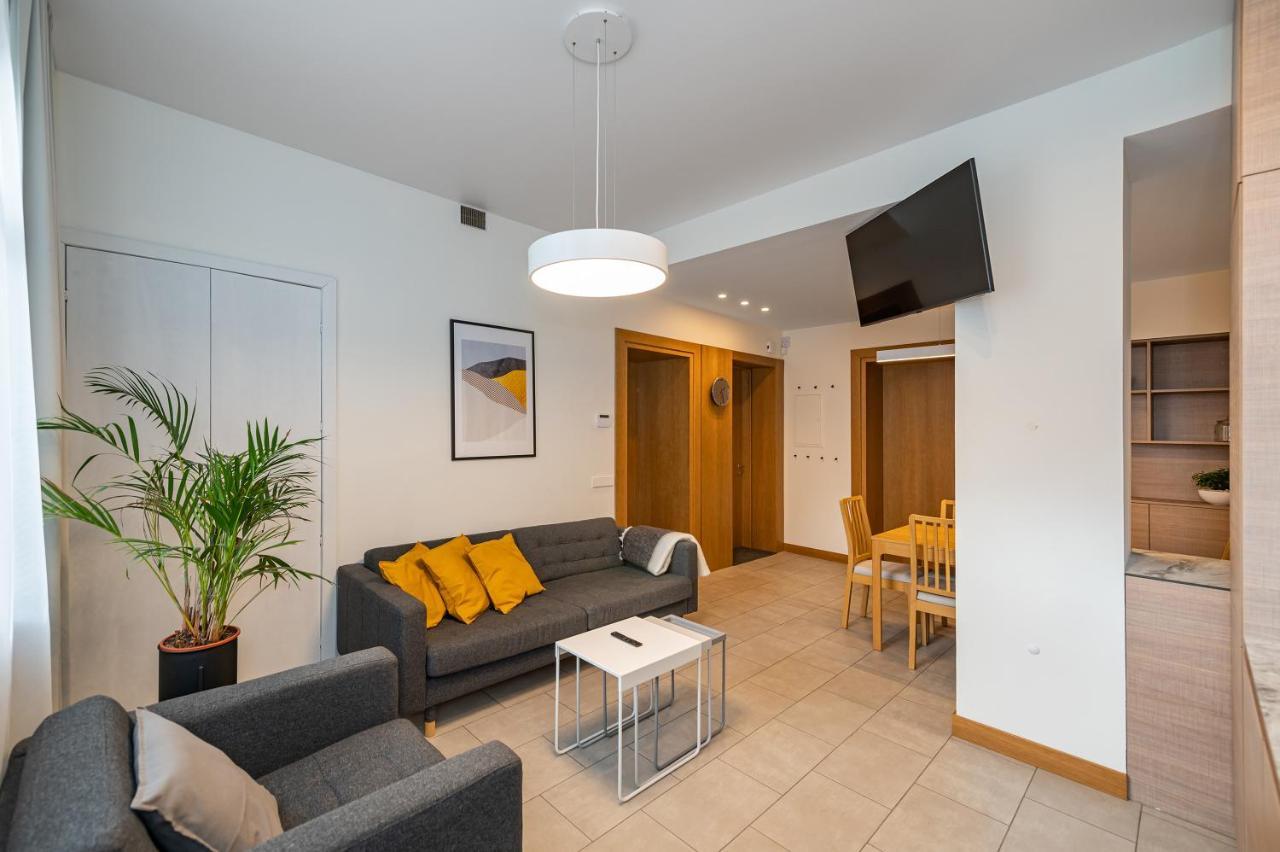 קובנה Downtown 4Bd Master Apartment By Hostlovers מראה חיצוני תמונה